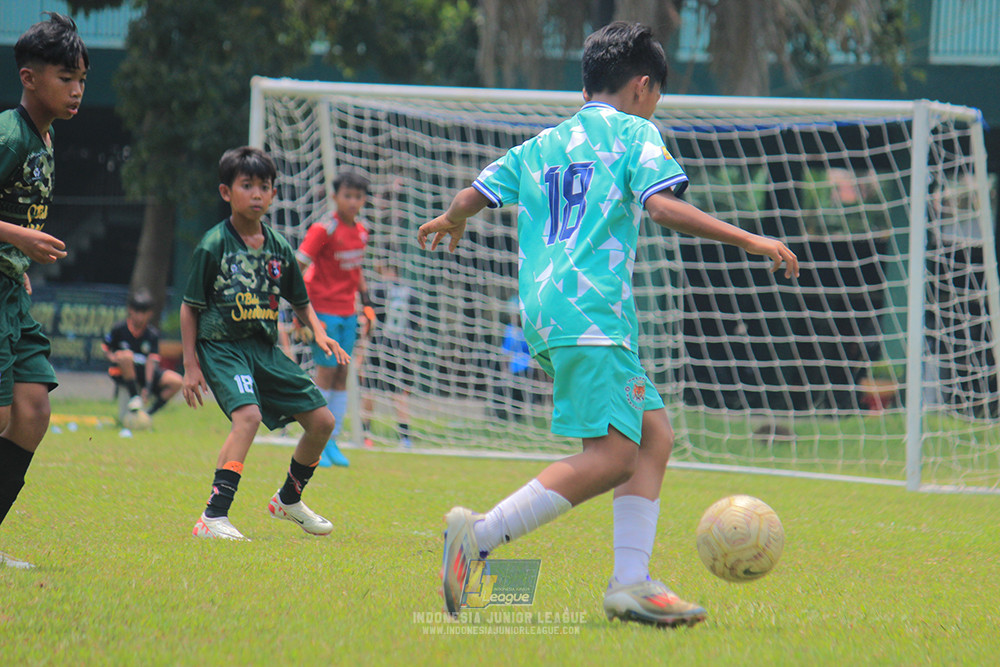 ijl u12 121025 wiradhika soccer vs pulomas fc