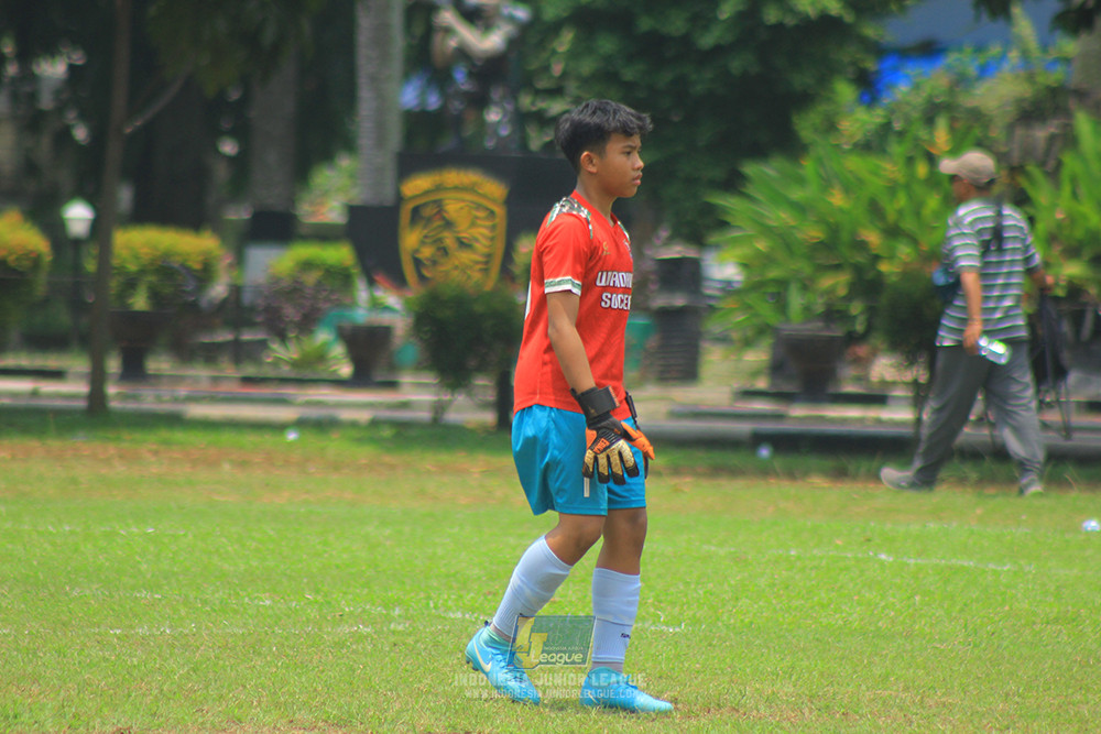 ijl u12 121025 wiradhika soccer vs pulomas fc