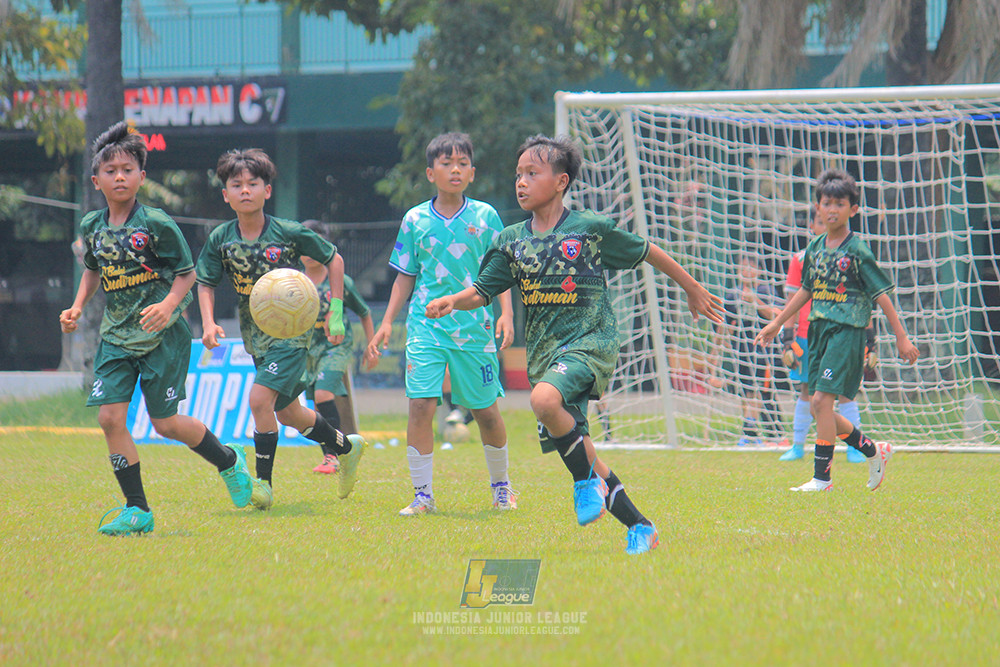 ijl u12 121025 wiradhika soccer vs pulomas fc