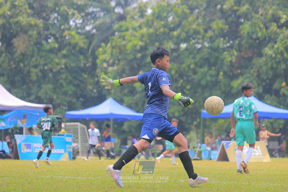 ijl u12 121025 wiradhika soccer vs pulomas fc