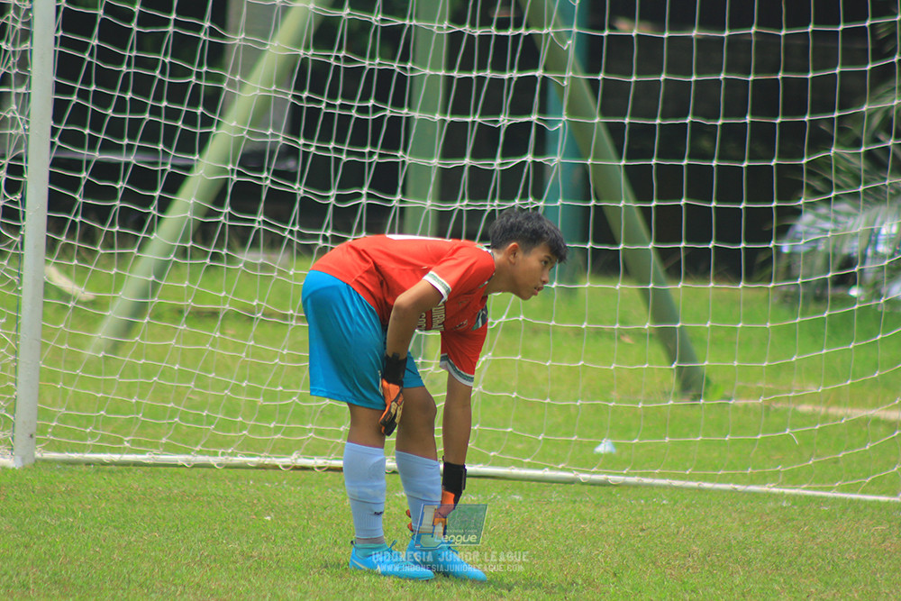 ijl u12 121025 wiradhika soccer vs pulomas fc