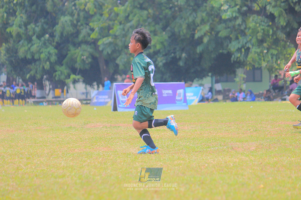 ijl u12 121025 wiradhika soccer vs pulomas fc