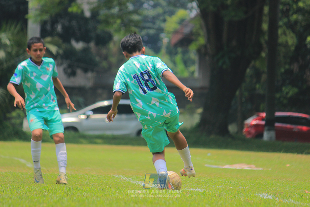 ijl u12 121025 wiradhika soccer vs pulomas fc