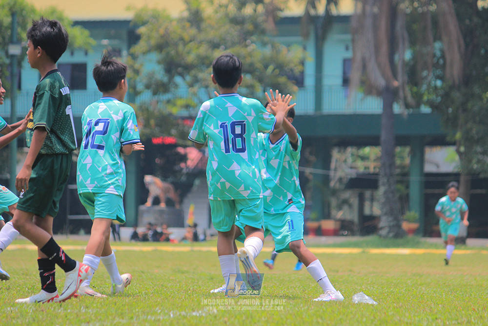 ijl u12 121025 wiradhika soccer vs pulomas fc