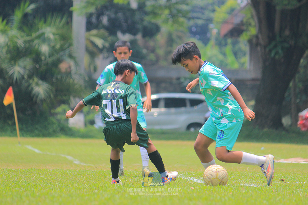 ijl u12 121025 wiradhika soccer vs pulomas fc