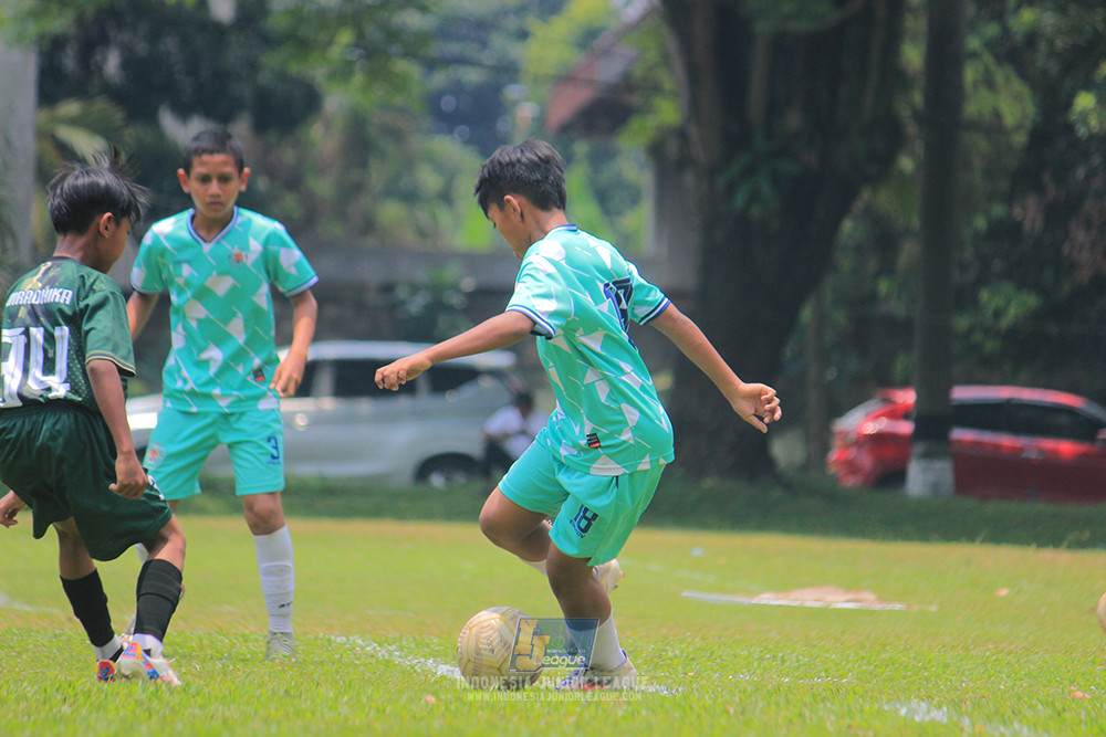 ijl u12 121025 wiradhika soccer vs pulomas fc