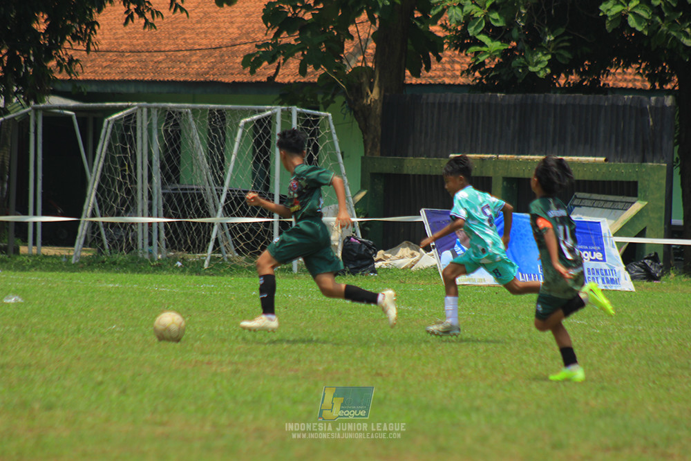 ijl u12 121025 wiradhika soccer vs pulomas fc