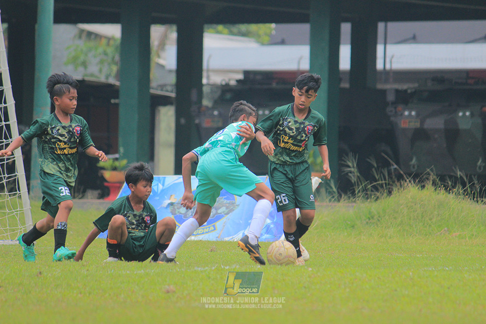 ijl u12 121025 wiradhika soccer vs pulomas fc