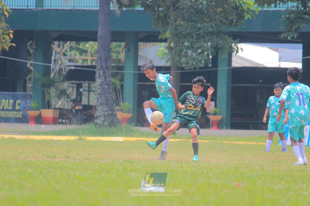 ijl u12 121025 wiradhika soccer vs pulomas fc