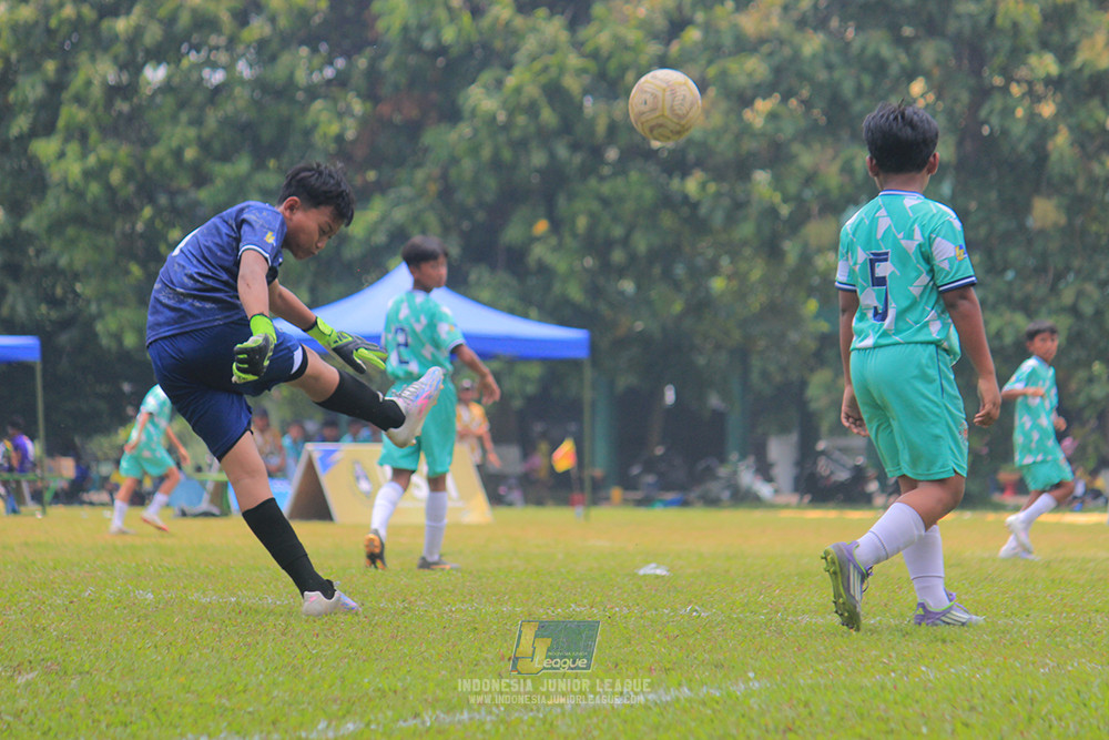 ijl u12 121025 wiradhika soccer vs pulomas fc