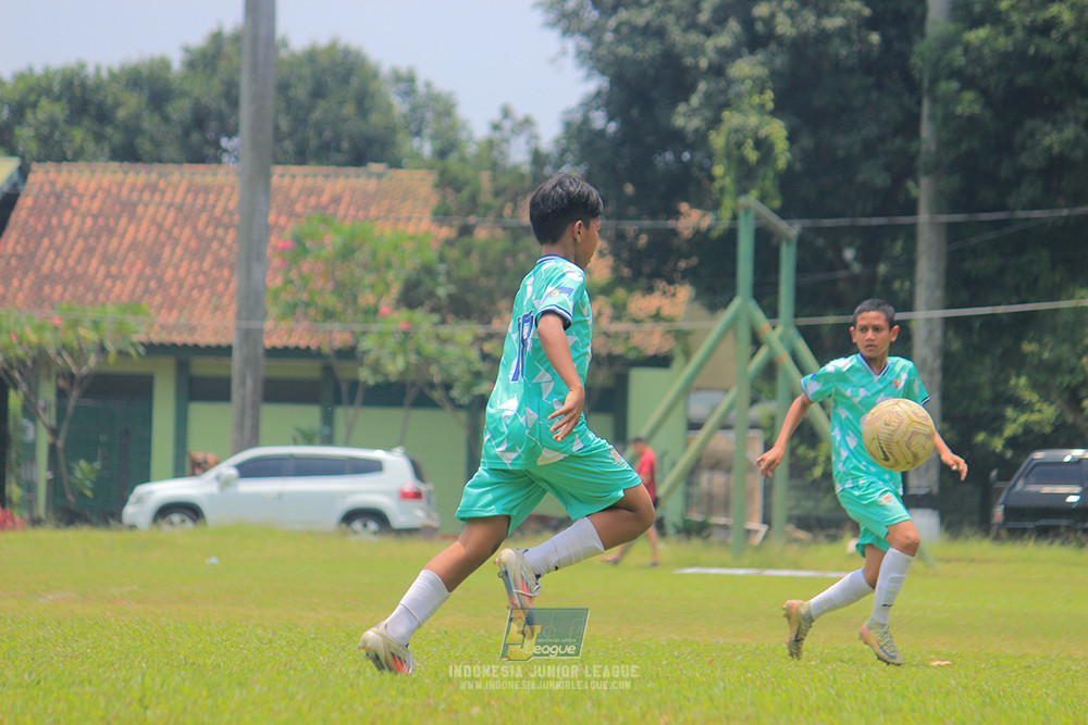 ijl u12 121025 wiradhika soccer vs pulomas fc