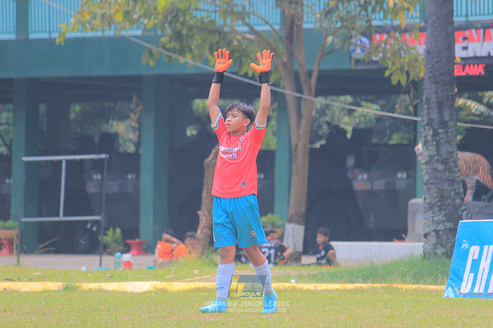 ijl u12 121025 wiradhika soccer vs pulomas fc