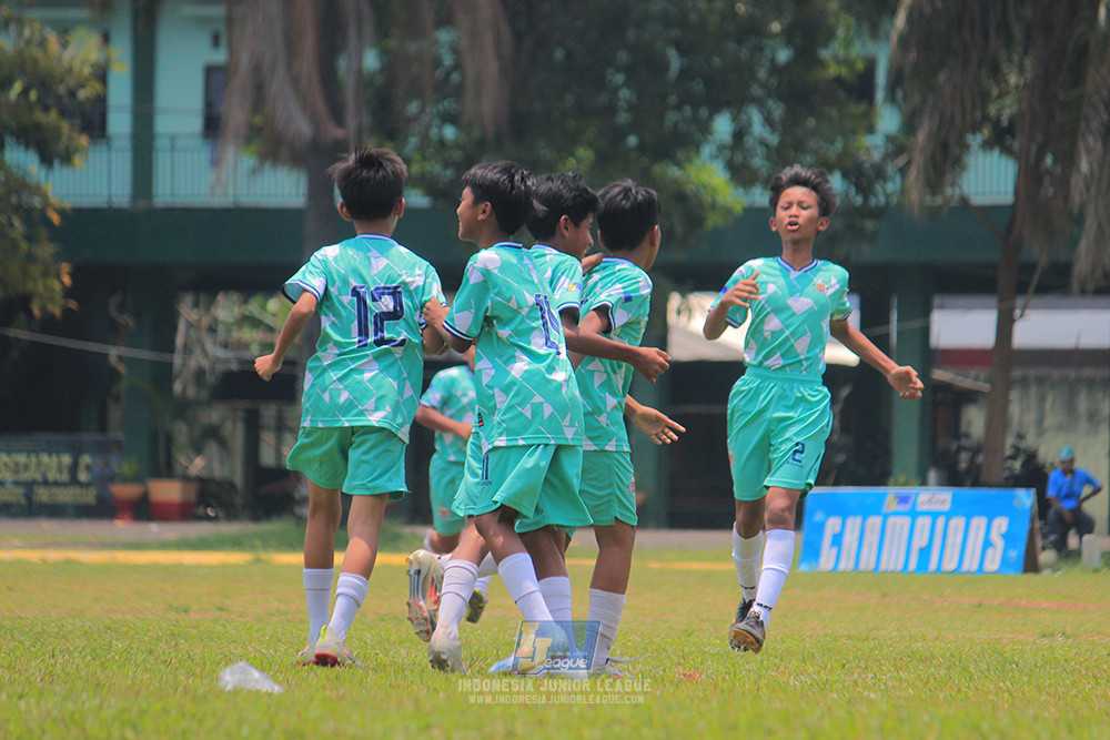 ijl u12 121025 wiradhika soccer vs pulomas fc