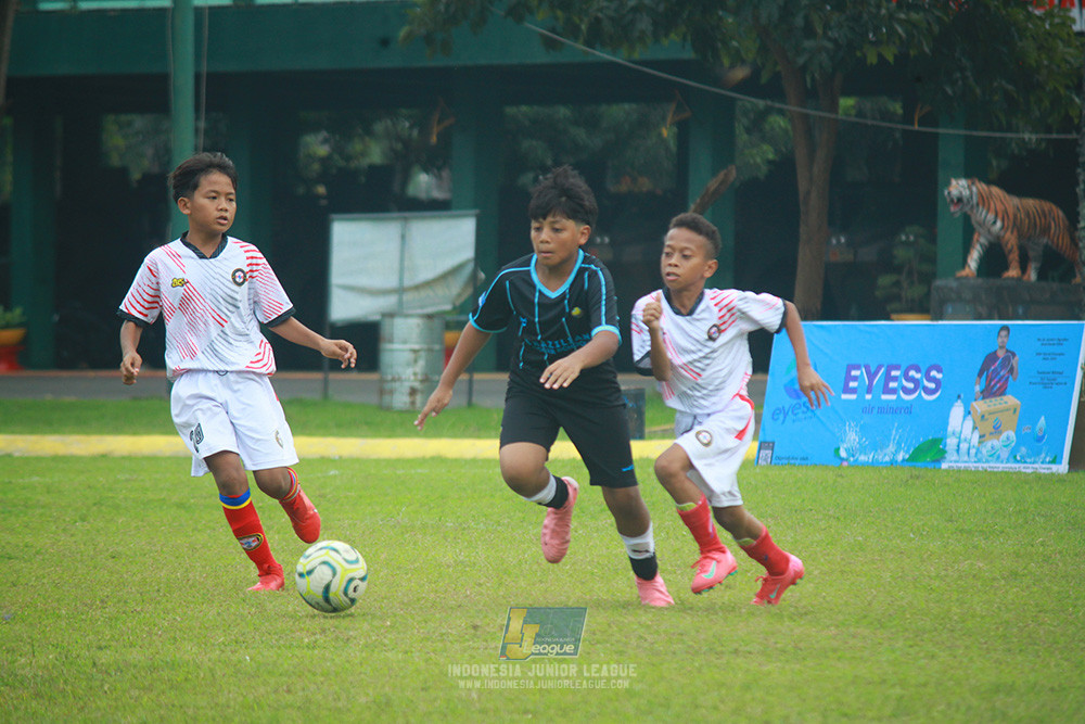 ijl u12 130725 isa marzuki badriawan vs brazillian soccer depok