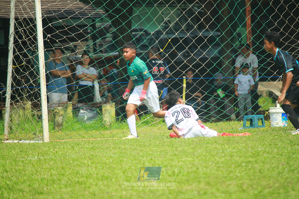 ijl u12 130725 isa marzuki badriawan vs brazillian soccer depok