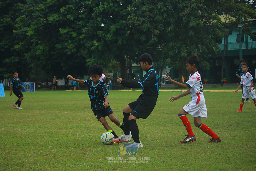 ijl u12 130725 isa marzuki badriawan vs brazillian soccer depok