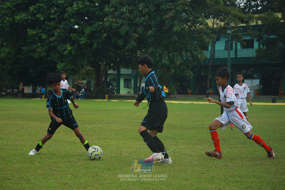 ijl u12 130725 isa marzuki badriawan vs brazillian soccer depok