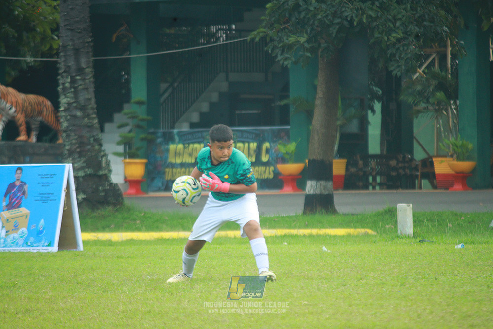 ijl u12 130725 isa marzuki badriawan vs brazillian soccer depok