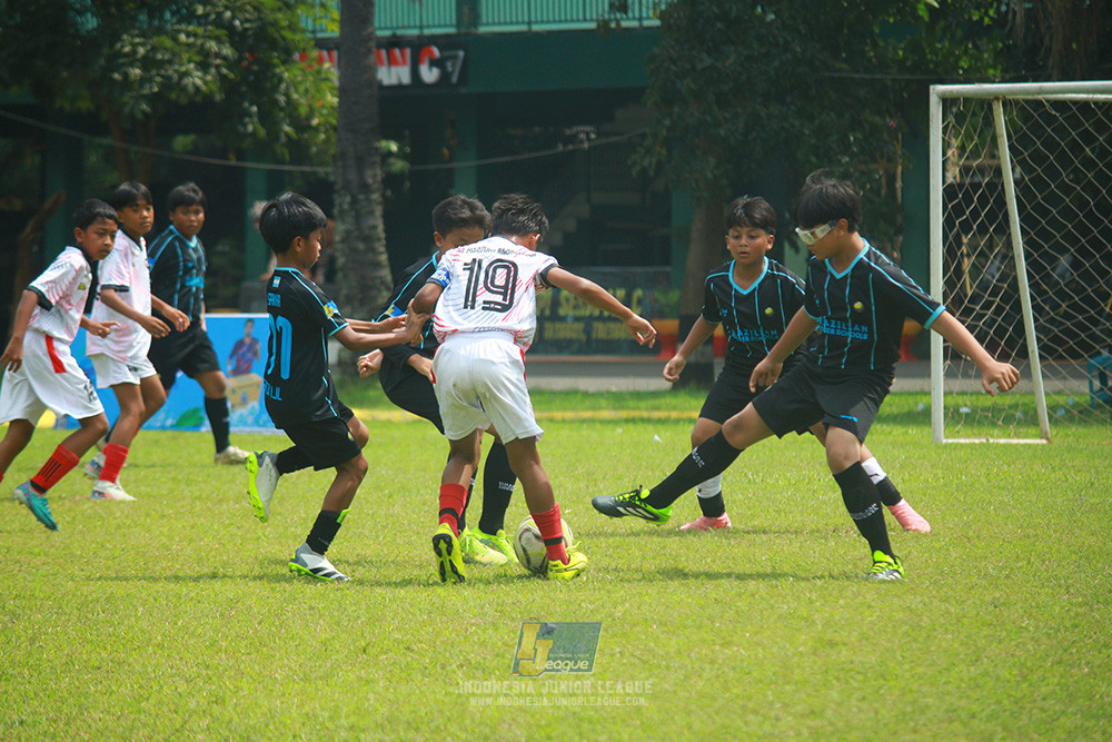 ijl u12 130725 isa marzuki badriawan vs brazillian soccer depok