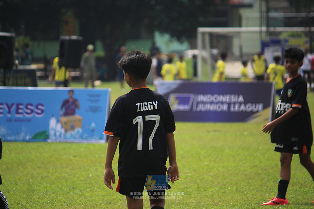 ijl u12 130725 johnson sports academy vs jips soccer