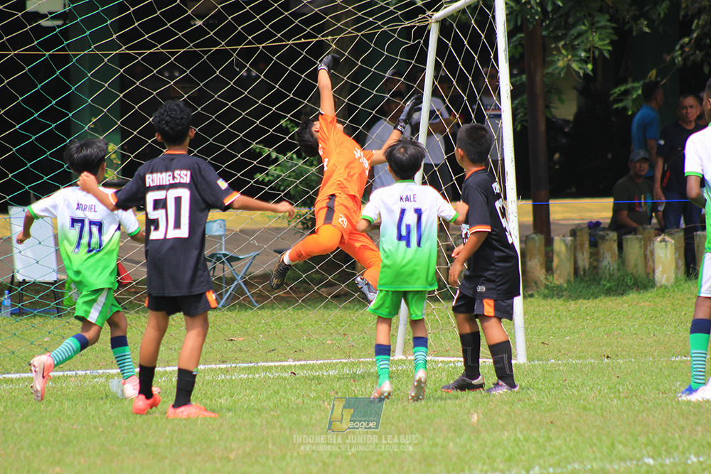 ijl u12 130725 johnson sports academy vs jips soccer