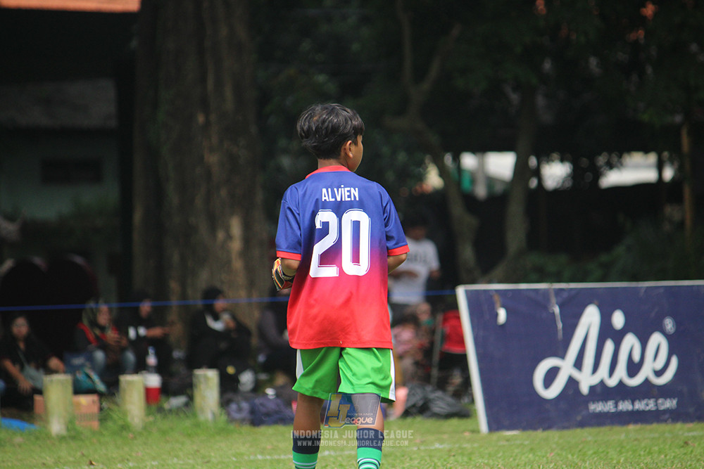 ijl u12 130725 johnson sports academy vs jips soccer
