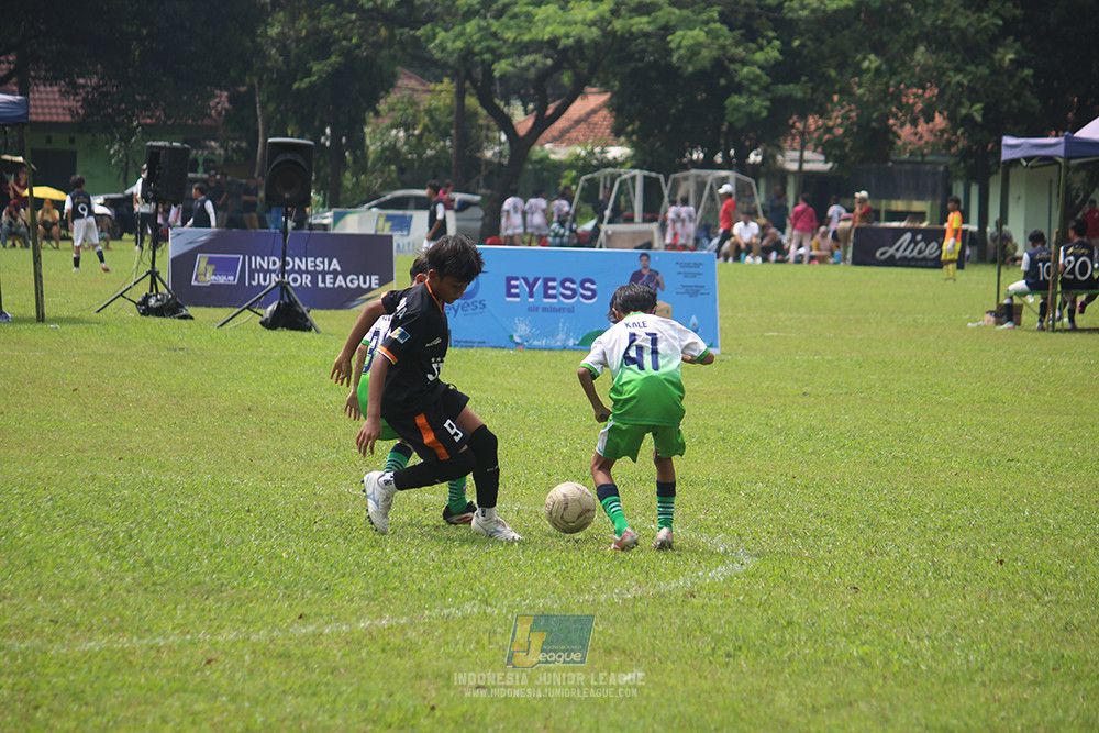 ijl u12 130725 johnson sports academy vs jips soccer