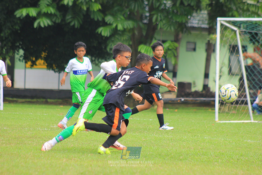 ijl u12 130725 johnson sports academy vs jips soccer