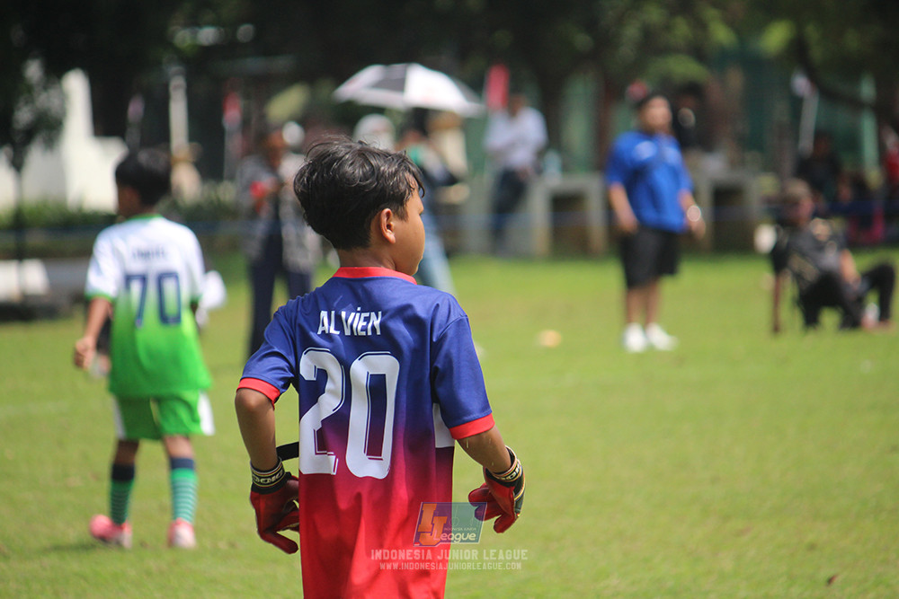 ijl u12 130725 johnson sports academy vs jips soccer