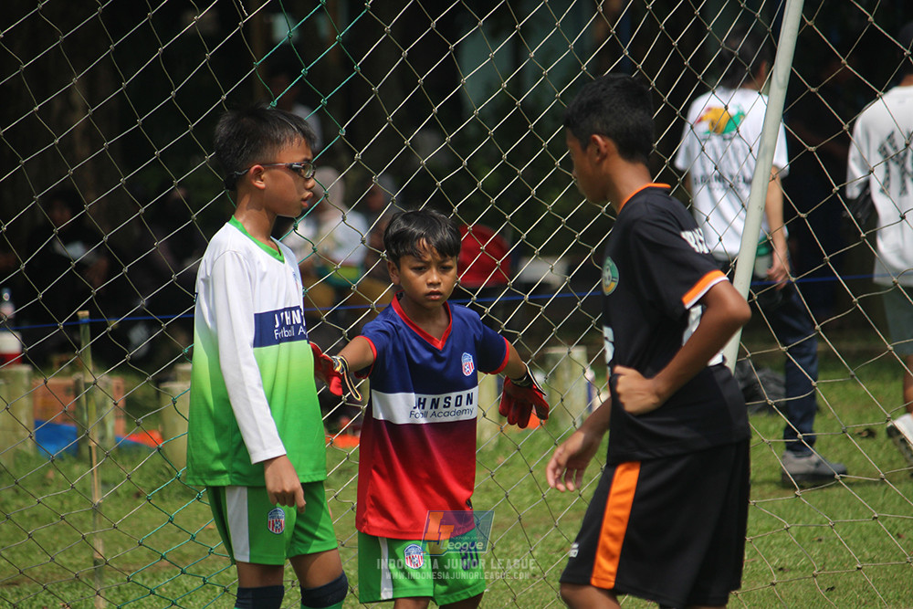 ijl u12 130725 johnson sports academy vs jips soccer