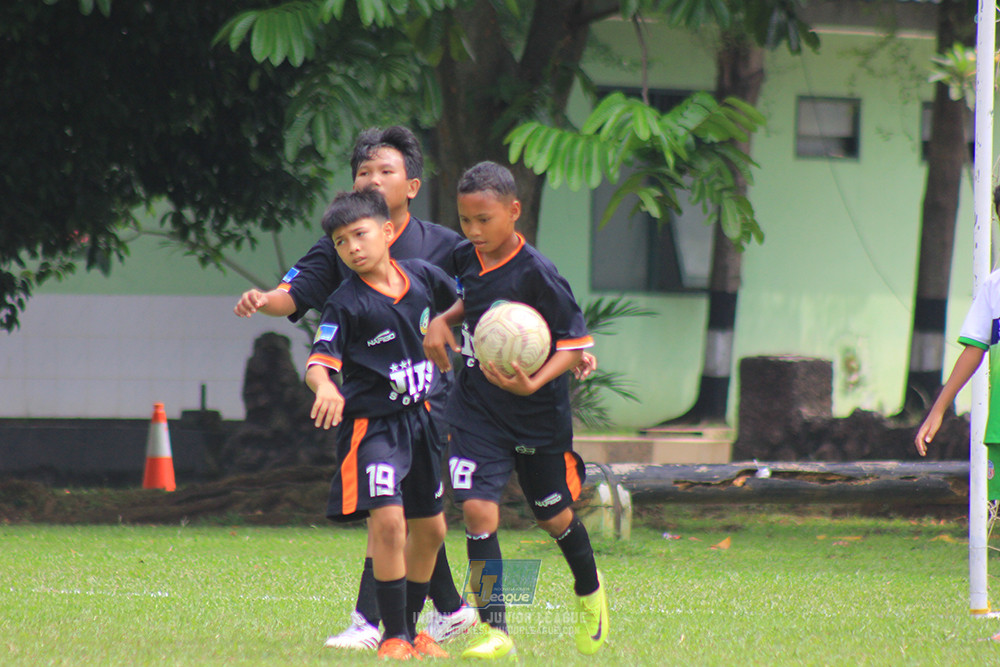 ijl u12 130725 johnson sports academy vs jips soccer