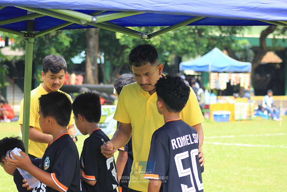 ijl u12 130725 johnson sports academy vs jips soccer