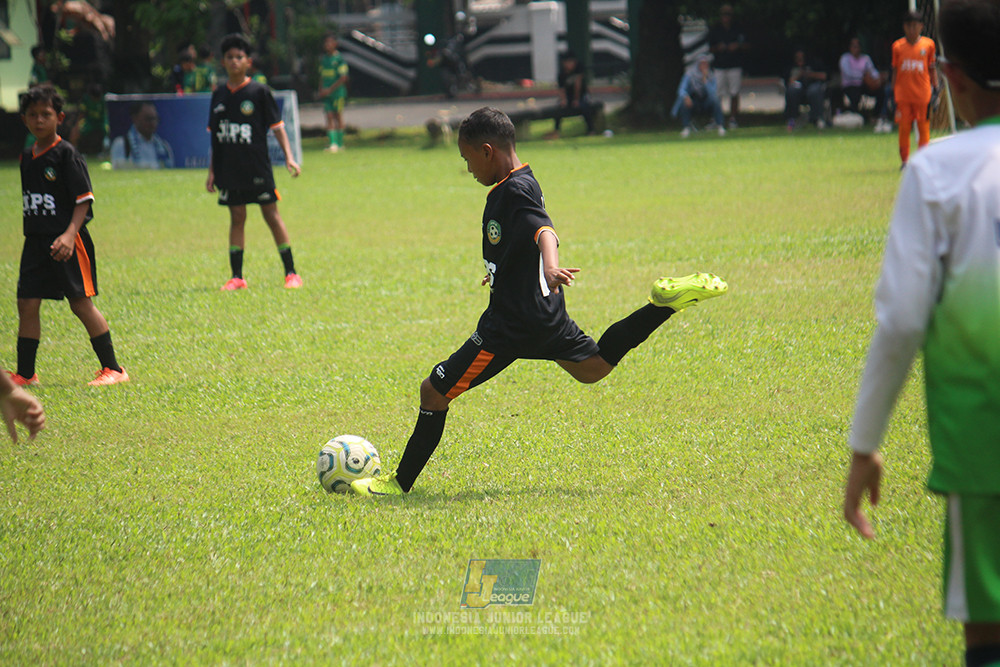 ijl u12 130725 johnson sports academy vs jips soccer