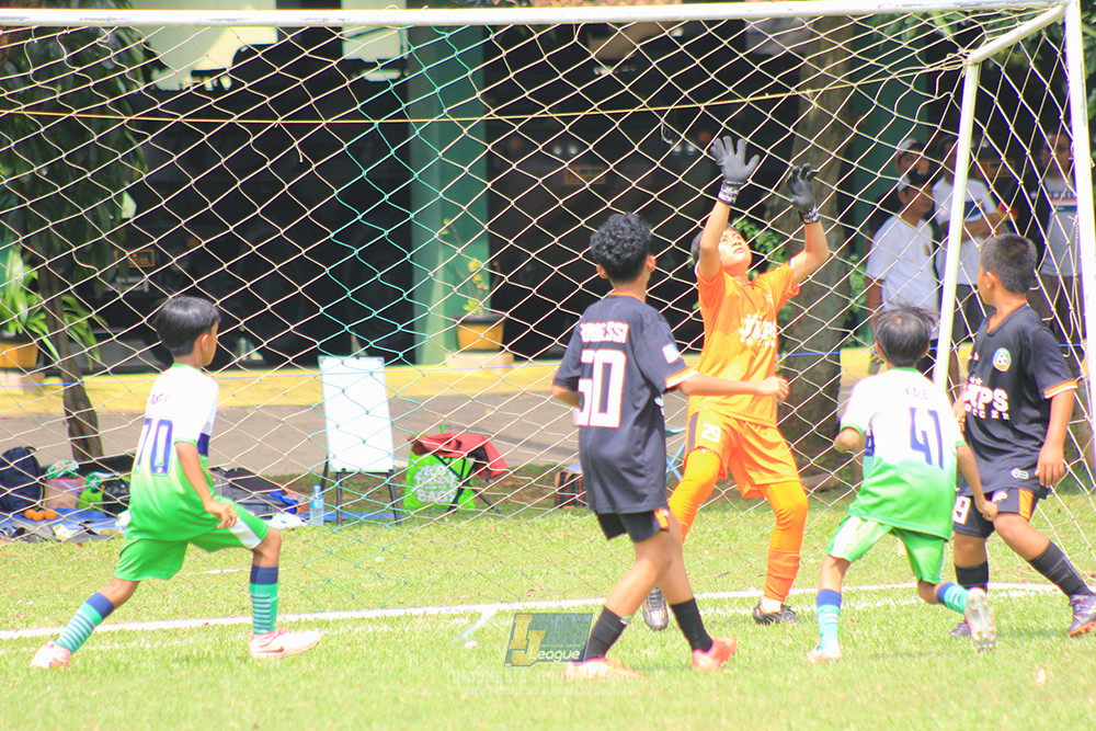 ijl u12 130725 johnson sports academy vs jips soccer