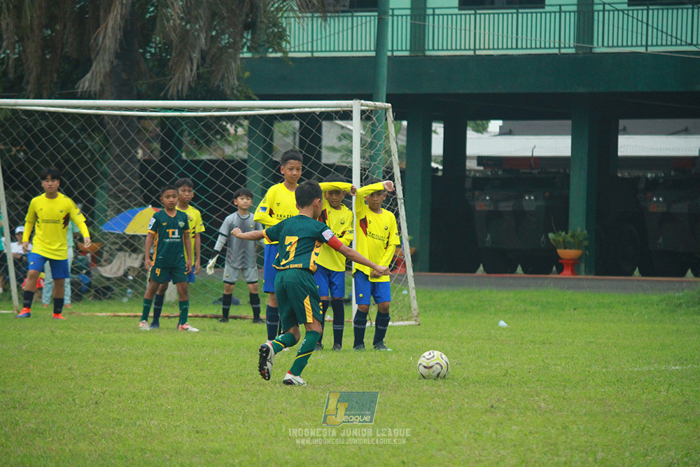 ijl u12 130725 newland fa vs brazillian soccer serpong