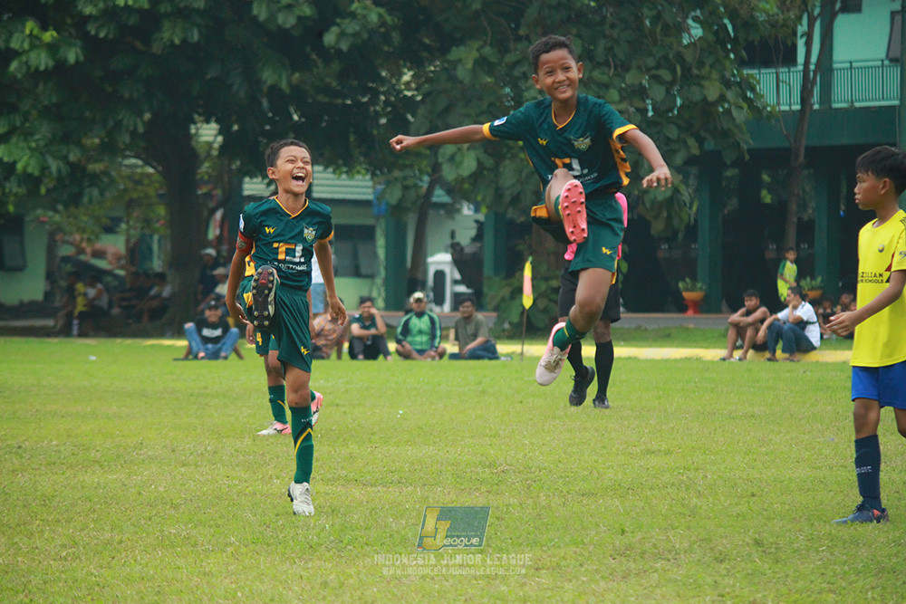 ijl u12 130725 newland fa vs brazillian soccer serpong