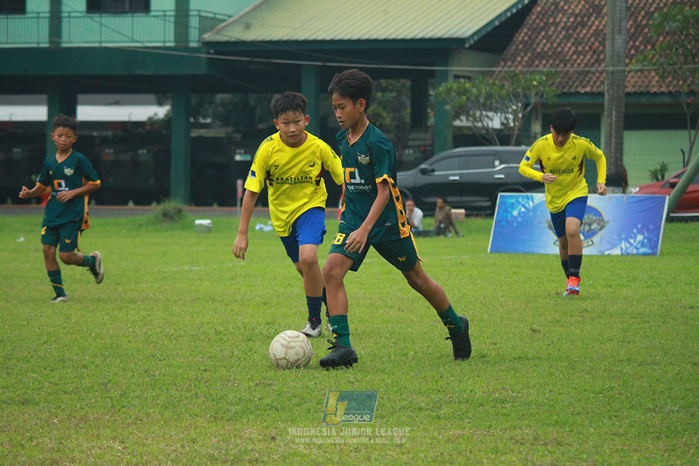 ijl u12 130725 newland fa vs brazillian soccer serpong