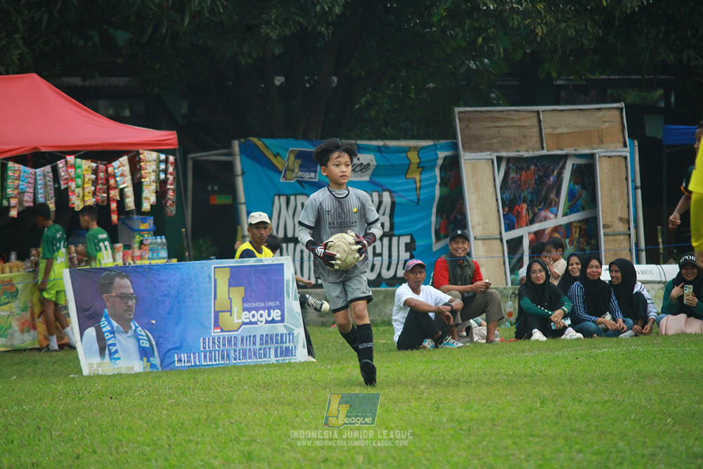 ijl u12 130725 newland fa vs brazillian soccer serpong