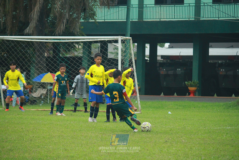 ijl u12 130725 newland fa vs brazillian soccer serpong