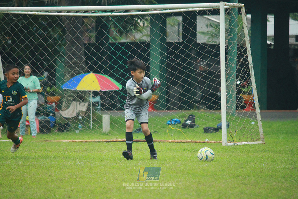 ijl u12 130725 newland fa vs brazillian soccer serpong