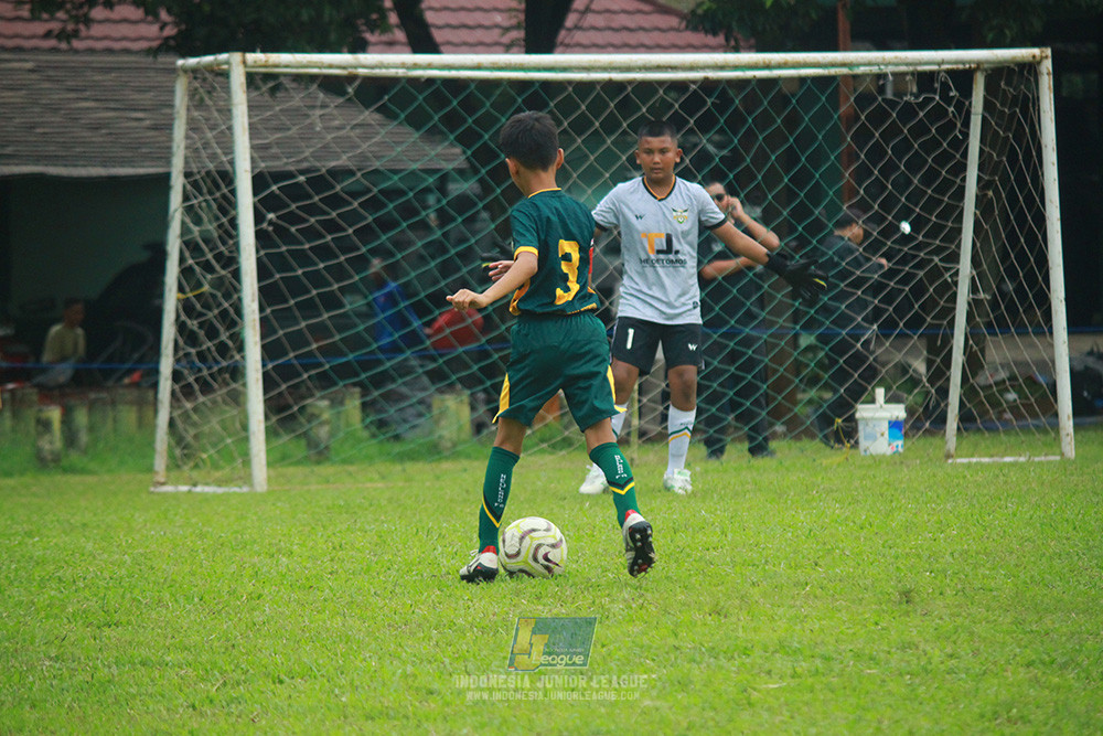 ijl u12 130725 newland fa vs brazillian soccer serpong
