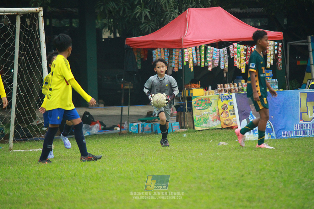 ijl u12 130725 newland fa vs brazillian soccer serpong
