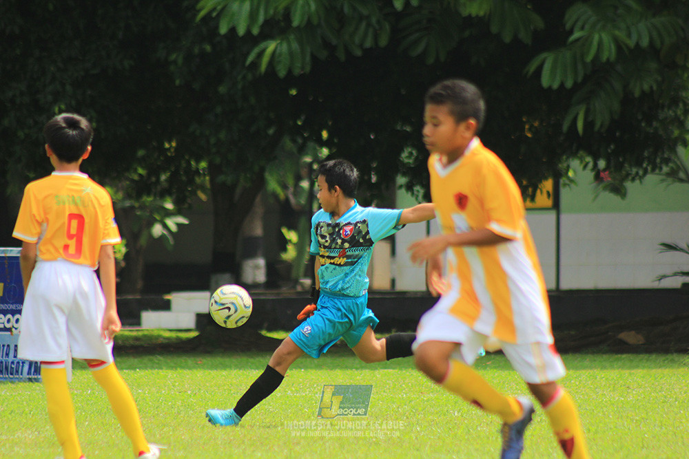 ijl u12 130725 plus football academy vs wiradhika soccer