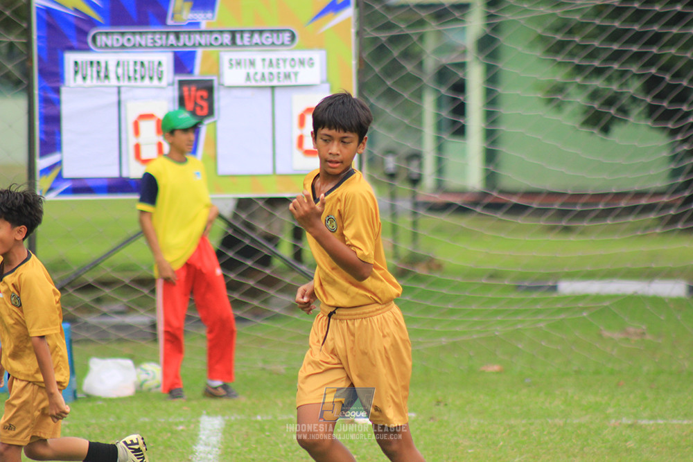 ijl u12 130725 putra ciledug vs shin taeyong academy