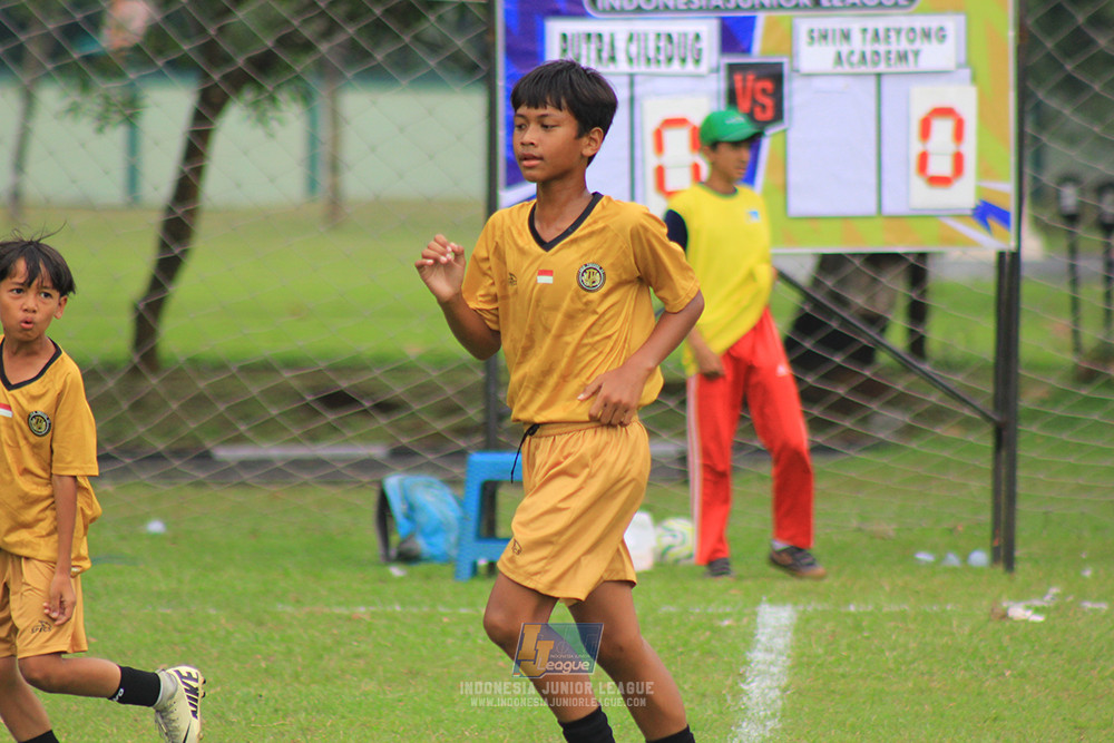 ijl u12 130725 putra ciledug vs shin taeyong academy