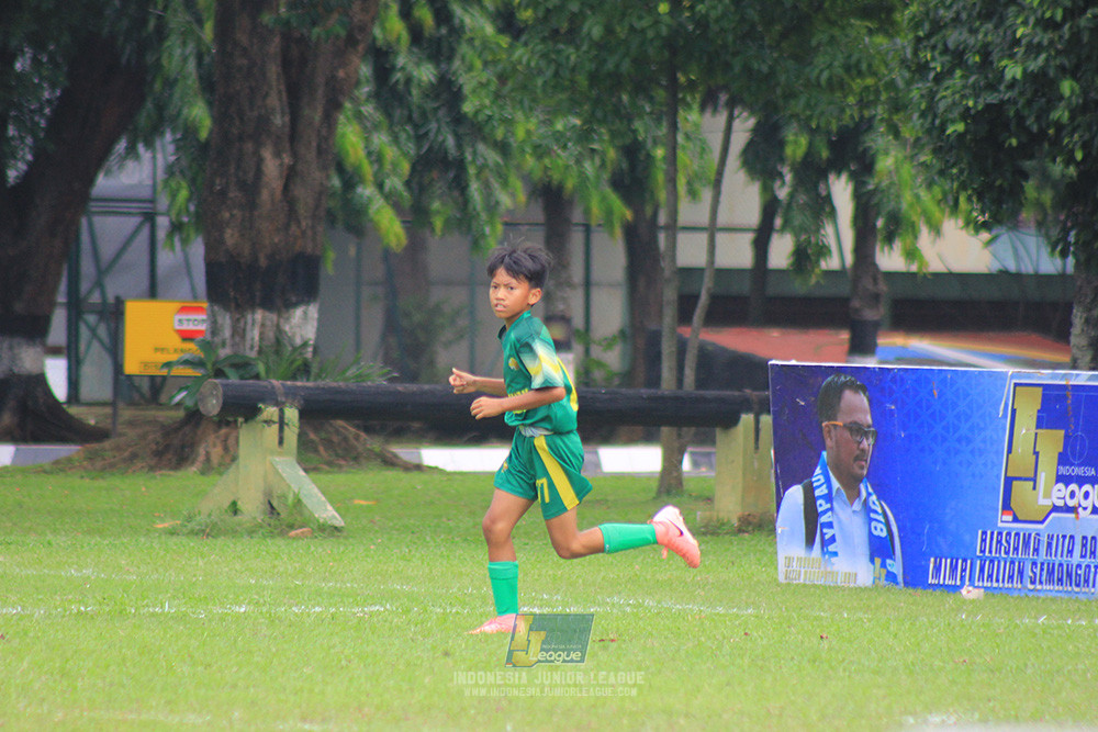 ijl u12 130725 shin taeyong academy vs brazillian soccer lfa