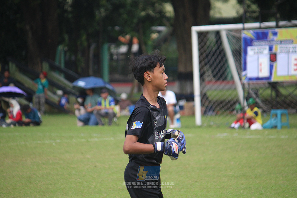 ijl u12 130725 shin taeyong academy vs brazillian soccer lfa