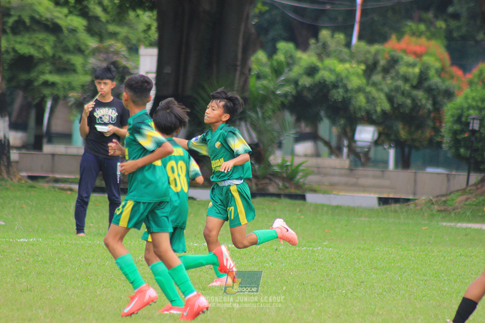 ijl u12 130725 shin taeyong academy vs brazillian soccer lfa