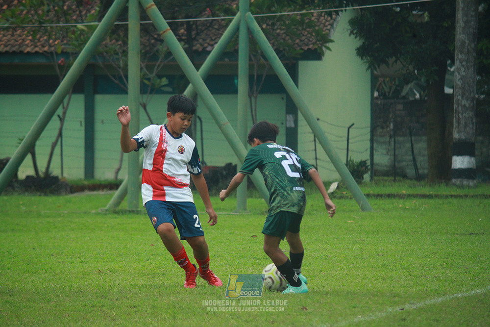 ijl u12 130725 wiradhika soccer vs binna banua fc blue
