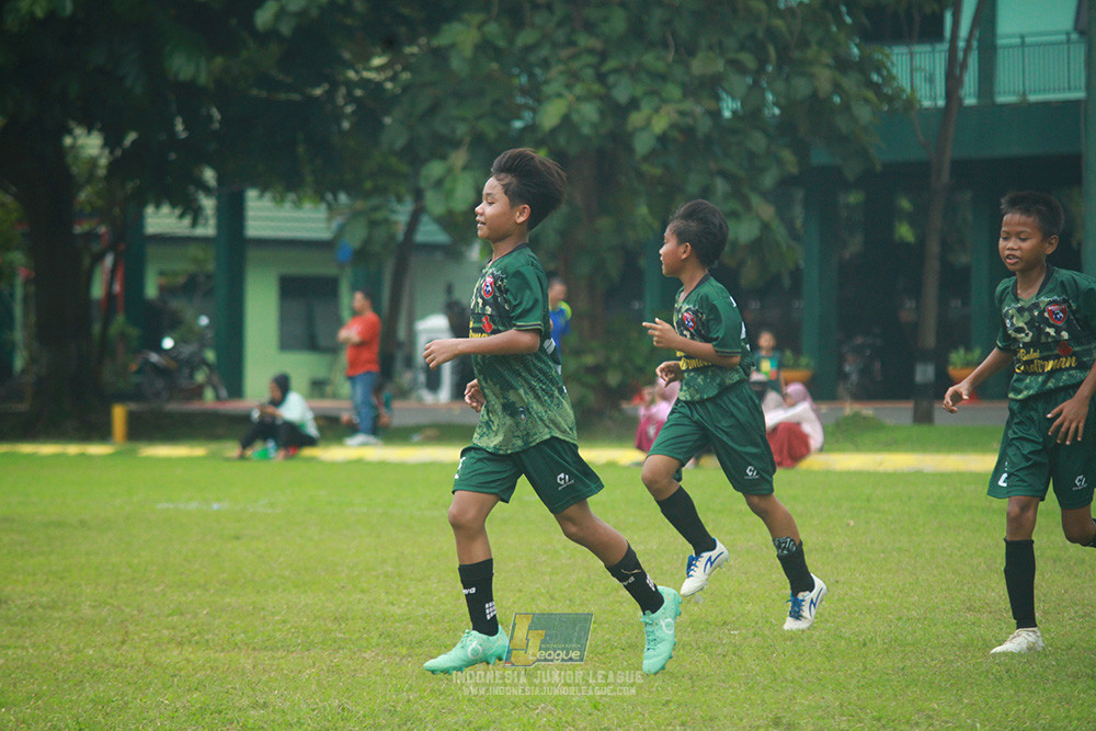 ijl u12 130725 wiradhika soccer vs binna banua fc blue